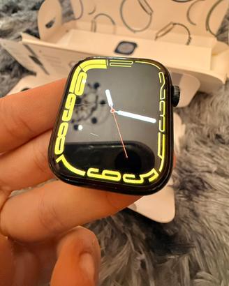 Apple watch series 8