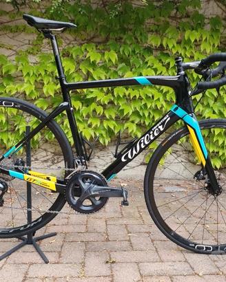 Bici da corsa Wilier gtr disc Astana pro team