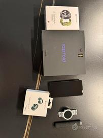 Motorola Razr Fold 512 GB + Moto Watch + Buds Loop