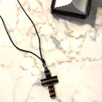 Ciondolo in acciaio 316L con riporto in oro 18k