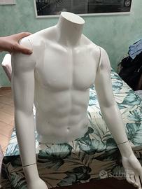 Manichino mezzo busto