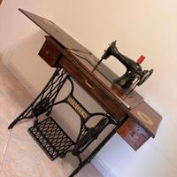 MACCHINA X CUCIRE SINGER BASE IN GHISA