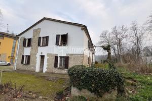 SP197 - PORZIONE DI VILLA CON VISTA CASTELLO