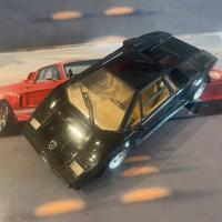 Lamborghini cuntach  nera polistil  scala 1/18