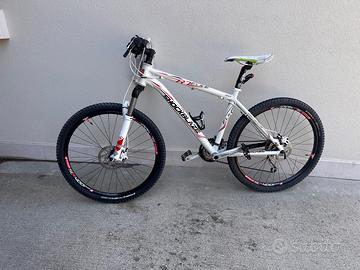 MTB Shockblaze taglia 44