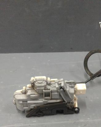Ricambio Serratura porta post. Sinistro VOLKSWAGEN