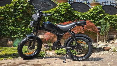 E-Bike Bicicletta Elettrica EMOKO C93