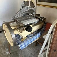 AFFETTATRICE VINTAGE