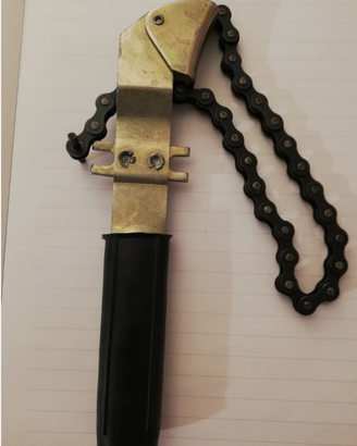 CHIAVE A CATENA PER SMONTAGGIO FILTRO OLIO MOTORE