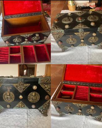 Cofanetto portagioe tibetano vintage