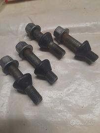 Set 4 pz perni ruota post. Bmw gs 850/1100