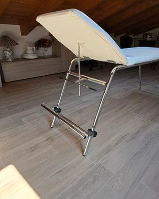 lettino da massaggi fisso con asta porta rullo