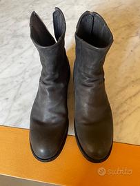 Stivaletti Officine creative, usati una volta