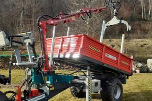 Rimorchio forestale pari al nuovo