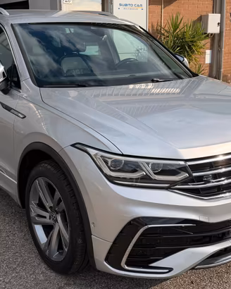 Volkswagen Tiguan 2.0 TDI 150 CV SCR DSG 4MOTION R