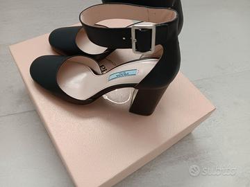 Scarpe decolleté nere vera pelle PRADA