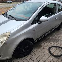 Opel Corsa 1.2 Benzina – 2009 