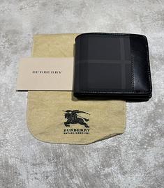 #Burberry portafoglio a libro in pelle