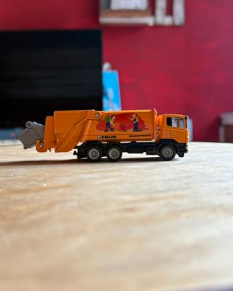 Camion spazzatura Siku H0 metallo modellismo