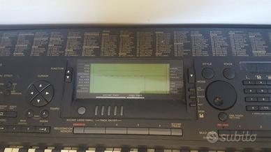 tastiera YAMAHA professional electronic syntetize