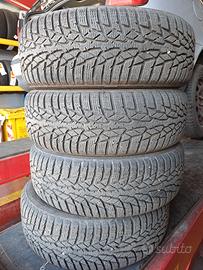 Gomme invernali Nokian WR D4 195/65 R15 95H