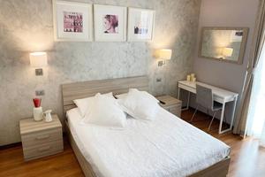 Stanza matrimoniale con bagno privato