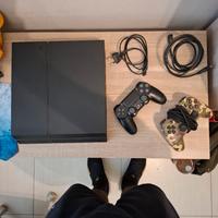 Ps4 FAT usata con 2 joypad