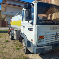 Renault 120 cisterna adr carburanti