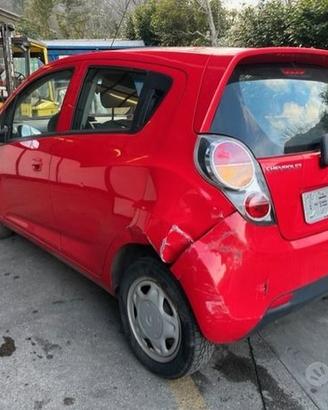 Ricambi Chevrolet Spark 2011 rossa 1000cc benzina