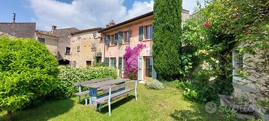 RUSTICO A CAPRINO VERONESE