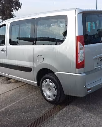 FIAT SCUDO 2.0 mjt CON 9 POSTI PULMINO