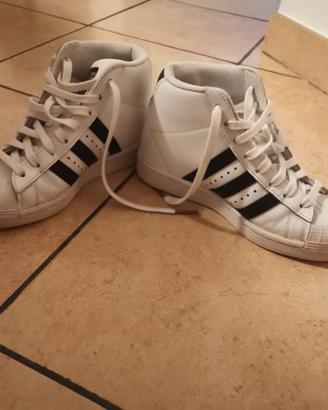 Scarpe adidas
