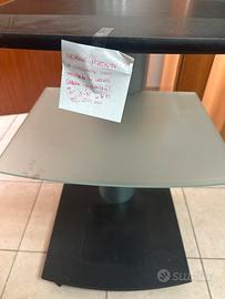 Mobile porta oggetti e tv