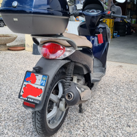 Scooter scarabeo 125