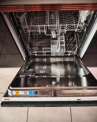 lavastoviglie zanussi ZDT41 Electrolux 