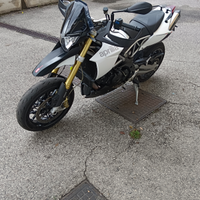 Aprilia Dorsoduro 1200