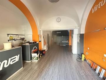 Rif.LF7| negozio paterno'