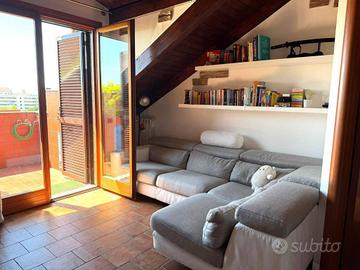Appartamento di 83 m² con 3 locali e box auto a Se