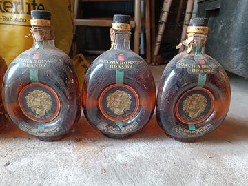 Brandy vecchia romagna etichetta nera 