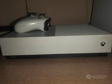 Xbox one funzionante 1tb