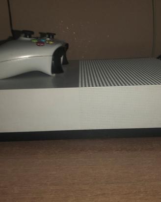 Xbox one funzionante 1tb