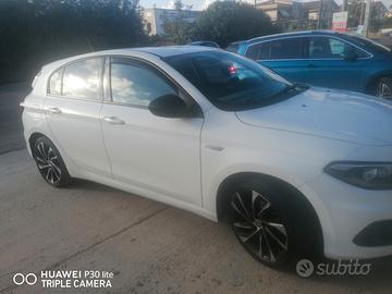 FIAT Tipo - 2019