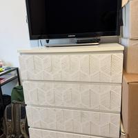 Tv samsung 37” + cassettiera ikea