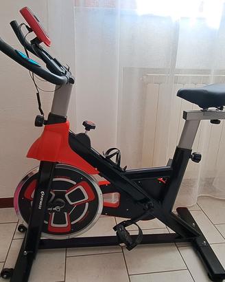 Spin Bike / Cyclette come nuova (usata 1 mese)