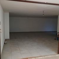 Casteldaccia (PA) - Magazzino 61 m² con bagno
