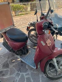 Scooter vari patentino