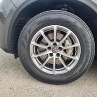 Cerchi in lega 17 Alfa Romeo Stelvio + pneumatici