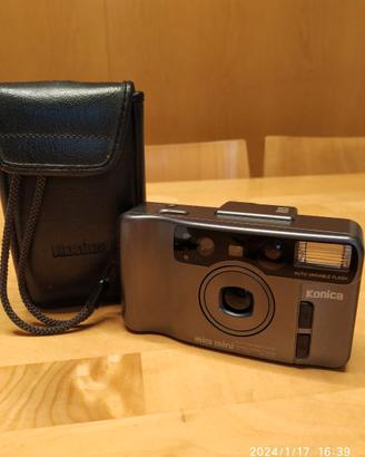 FOTOCAMERA KONICA