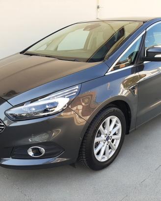 Ford S-Max 2.0 TDCi 150CV Powershift Titanium