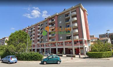 Locale commerciale, Parco dei Pini - Campobasso